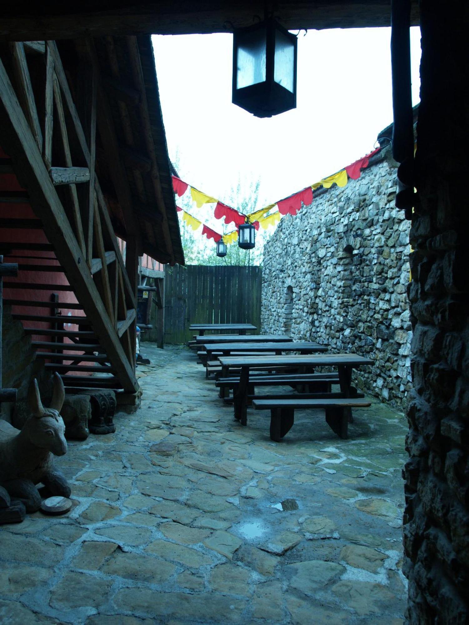 Penzion Hrad Frýdek-Místek Exteriör bild
